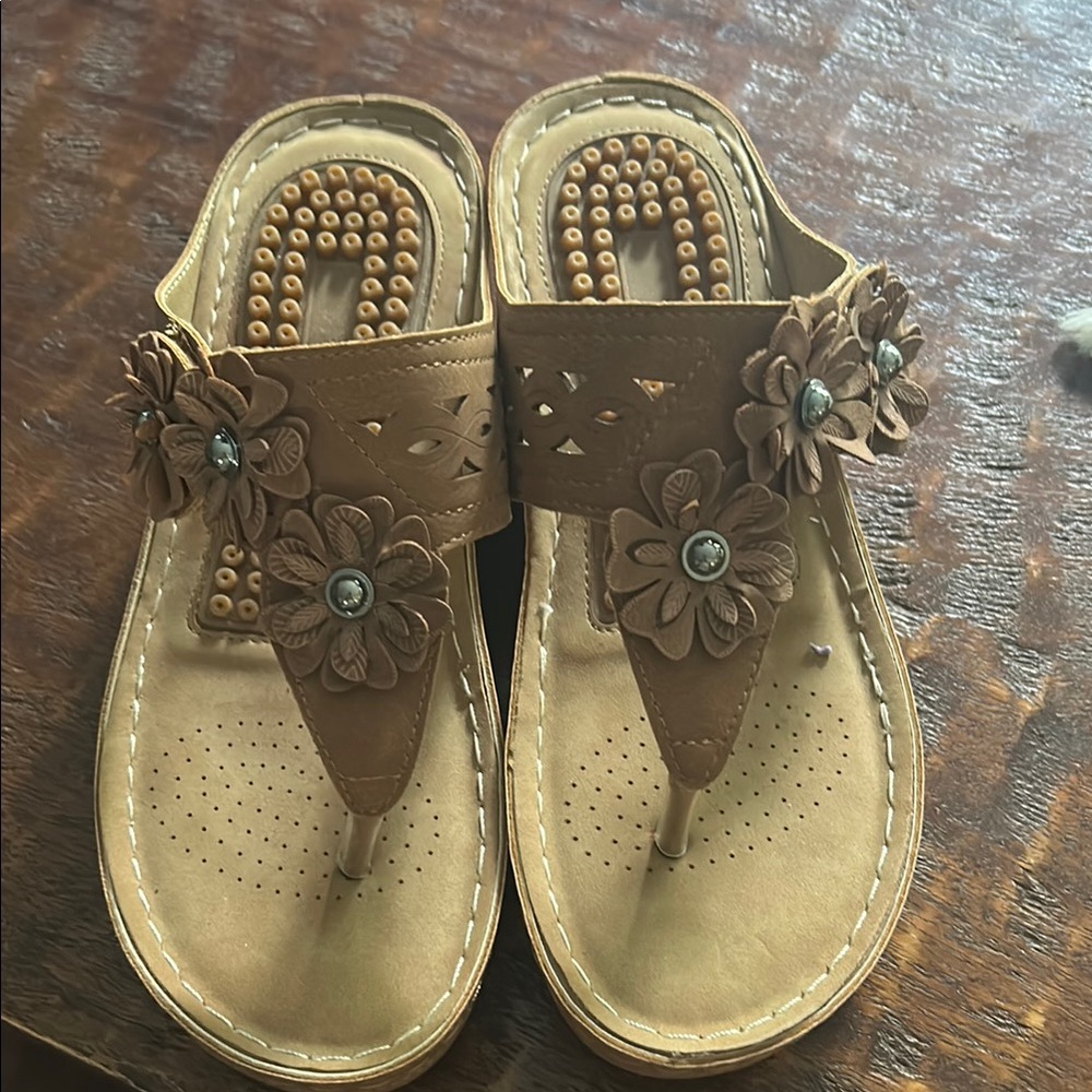 Floral Embellished Tan Sandals